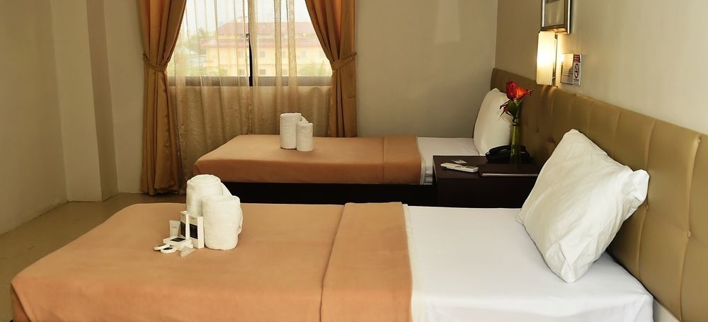 Columbus Plaza Hotel General Santos City Εξωτερικό φωτογραφία