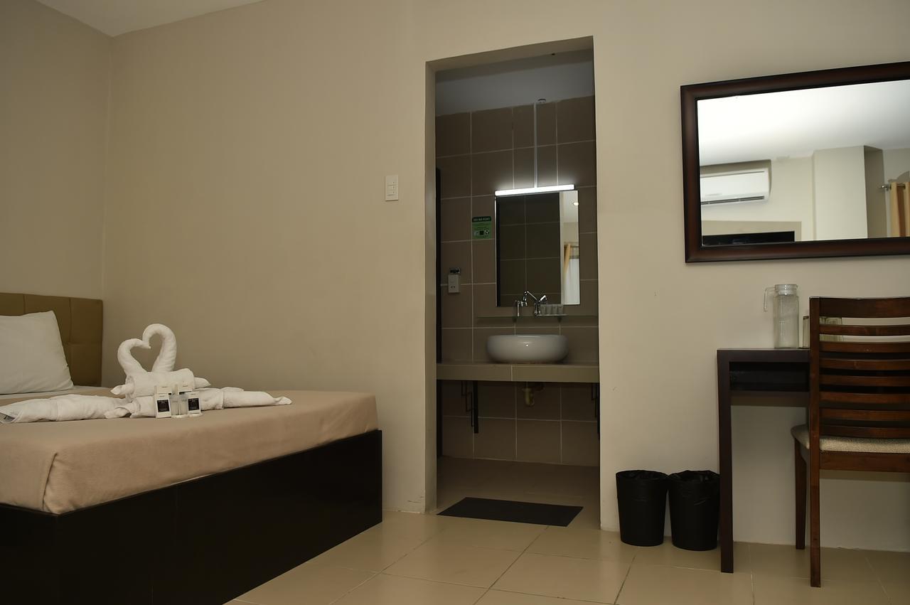 Columbus Plaza Hotel General Santos City Εξωτερικό φωτογραφία