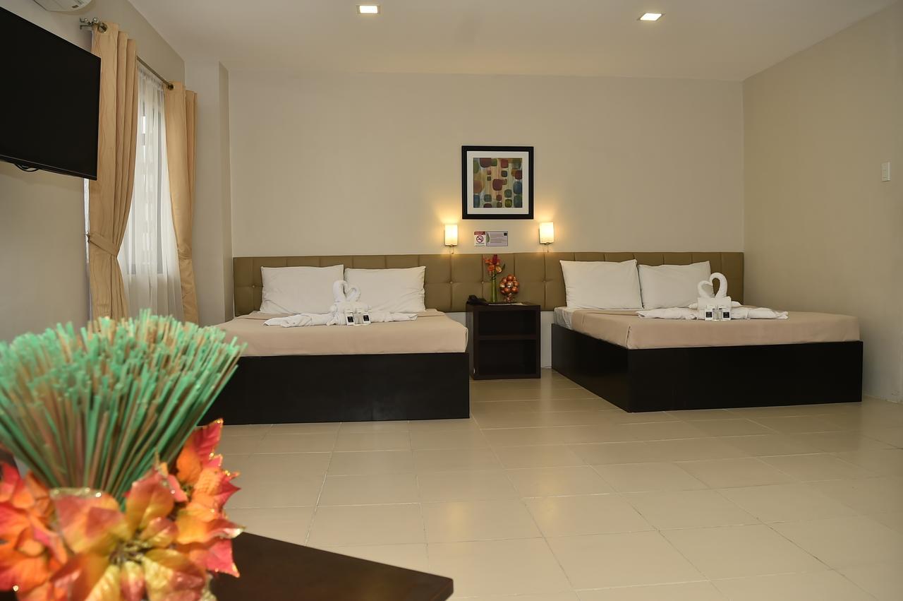 Columbus Plaza Hotel General Santos City Εξωτερικό φωτογραφία